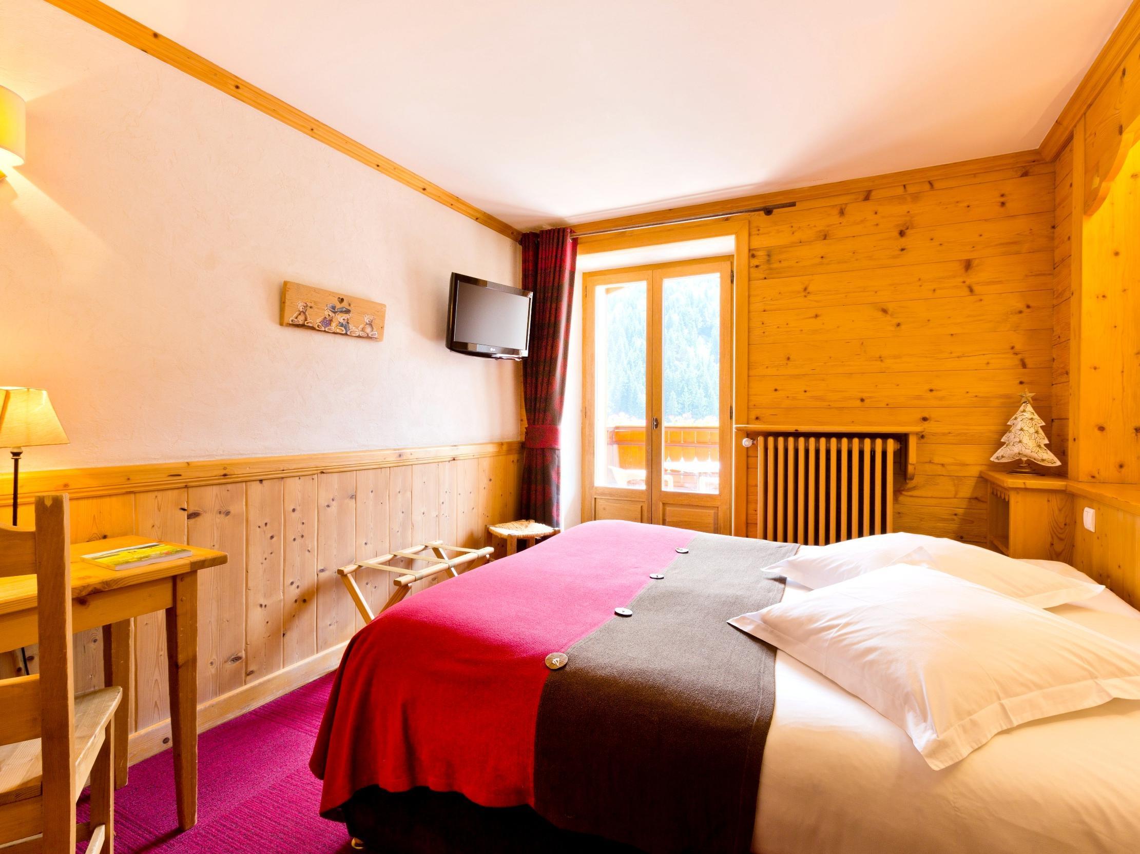 Hotel Logis La Croix-Saint-Maurice Le Grand-Bornand Exterior foto