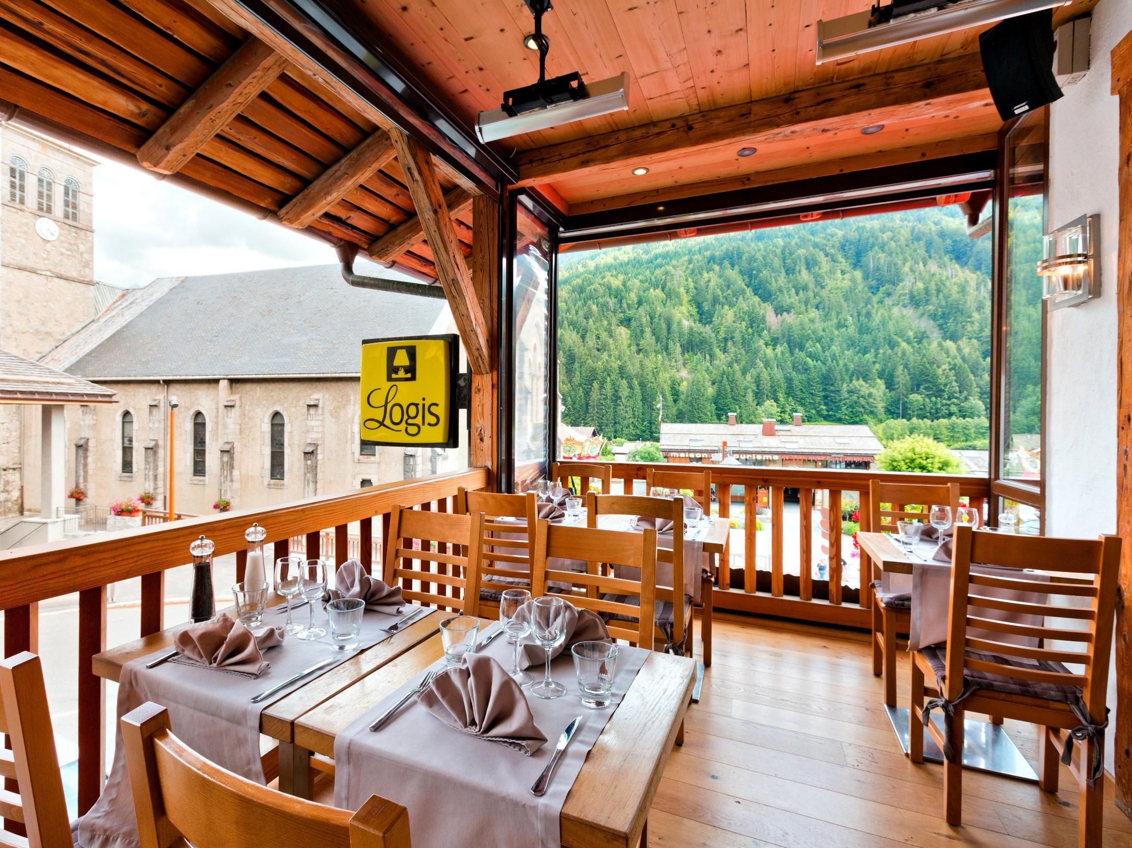 Hotel Logis La Croix-Saint-Maurice Le Grand-Bornand Exterior foto